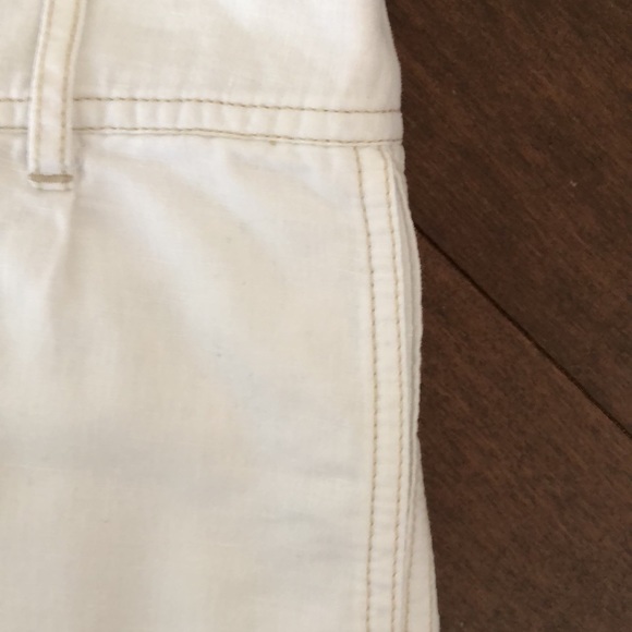 Banana Republic Linen and Cotton Shorts - Picture 5 of 5